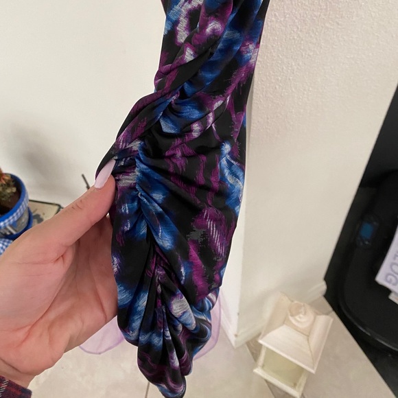 AGN RUNCHED PRINTER MINI DRESS - Picture 3 of 4